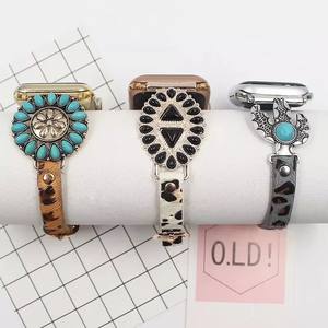 Bracelets de montre occidentaux personnalisés <span class=keywords><strong>bracelet</strong></span> à breloques femmes cheval <span class=keywords><strong>fantaisie</strong></span> imprimé léopard <span class=keywords><strong>bracelet</strong></span> de montre de remplacement pour <span class=keywords><strong>Apple</strong></span> 41 45mm - Product Image 2