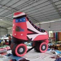 Chaussures ballons gonflables patins à roulettes pour publicité / Décorations gonflables personnalisées pour événements sportifs