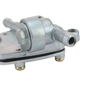 GOOFIT 3KJ-24500-02 Rubinetto Carburante Moto con Valvola di Interruzione, Ricambio per YAMAHA CY50 CY 50 JOG SH50 SH 50 RAZZ 50CC - Product Image 2