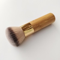 Pinceau de maquillage professionnel portable en nylon et bambou, manche court, couleur naturelle, pour le visage, le correcteur, le gloss et le baume à lèvres