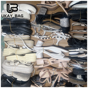 S14 Vente en Gros d'Usine Chaussures et Sandales d'Occasion Mixtes pour Femme de Corée Balles de Chaussures à Talons Hauts Tendance de Seconde Main pour Femme - Product Image 5