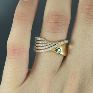 Anello dal Design Punk Lineare, Stile Unico per Donne - Product Image 6