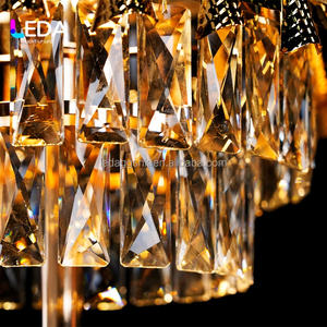 LEDA Support à Fleurs Métallique Doré Luxueux et Élégant avec Plaque de Cristal, Centres de Table de Mariage pour Décoration Intérieure et Fournitures de Fête - Product Image 5