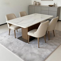 Tables à manger design avec plateau en marbre blanc et base en bois massif