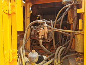 Excavadora de segunda mano superventas de alta calidad HYUNDAI 130W Adecuado para obras de construcción Excavadora de ruedas - Product Image 4