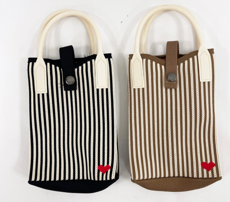 Women s Handbag Clutches Natural Wheat