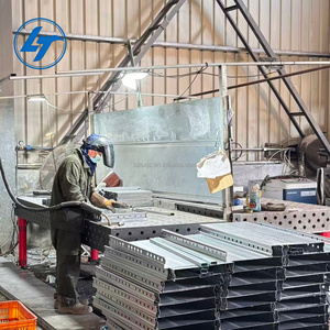 Sistemas de Encofrado de Acero Ajustables LT para la Construcción de Columnas y Muros de Hormigón en el Medio <span class=keywords><strong>Oriente</strong></span> - Product Image 3