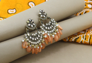 Bijoux Ethniques Vintage Femme Boho Bohème Jhumka Indien Rétro Pendants Tassel Perle Boucles d'Oreilles Pour Femmes - Product Image 5