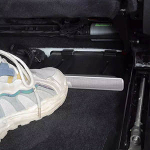 Cubierta Protectora de Salida de Aire Bajo el Asiento de Acero Inoxidable ABS Antiobstrucción, Accesorios OEM de Estilo Interior para Audi Q3 SUV 19-24 - Product Image 5