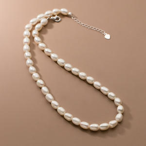 Collar de Plata de Ley S925 con Perla y Mariposa, Estilo Fresco y Dulce con Diseño de Plata Rota - Y01440 - Product Image 2