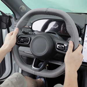 Pour Zeekr 7X 2024 + couverture de <span class=keywords><strong>volant</strong></span> de voiture cousue à la main en daim couverture de poignée de <span class=keywords><strong>volant</strong></span> garniture intérieure de voiture accessoires de voiture - Product Image 3