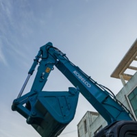 Miniexcavadora Kobelco SK75 de Segunda Mano de Alta Calidad con Bomba Principal, en Excelente Estado, con Rendimiento Excepcional