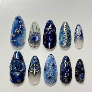 3D Halloween Press On Nail Design riutilizzabile Glitter Set di diamanti in metallo luminoso Trick Treat applicazione dito vampiro - Product Image 5