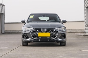 Audi <span class=keywords><strong>A3</strong></span> <span class=keywords><strong>35</strong></span> <span class=keywords><strong>TFSI</strong></span> Edición 1 2023 Usado, Disponible Recientemente, Auto de Gasolina de 5 Puertas con Transmisión S Tronic en Venta - Product Image 2