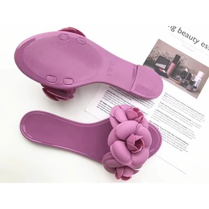 Sandalias Planas de Gel con Punta Abierta Camellia, Antideslizantes y de Secado Rápido, Calzado de Playa para Primavera, Verano, Otoño e Invierno - Product Image 5