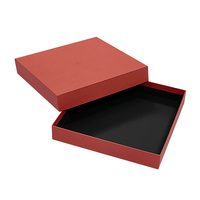 Boîte rigide de luxe personnalisée avec logo estampé, base et couvercle en carton, doublure en éponge, écologique, pour T-shirt, vêtements, foulard en soie
