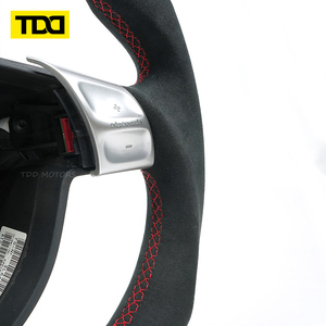 Volante de Fibra de Carbono Brillante TDD con Costuras Rojas Compatible con Porsche 911 718 918 Cayman Taycan Panamera Macan Cayenne 996 - Product Image 3