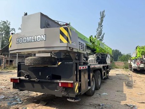 Camion Zoomlion d'occasion de 50 tonnes avec grue, grue mobile tout-terrain avec une excellente hauteur de levage, une pompe fiable et une boîte de vitesses durable - Product Image 4