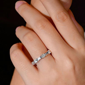 Anello Unisex dal Design Rettangolare, Anello Impilabile per Uomo e Donna - Product Image 3