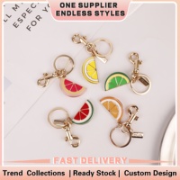 Fruit Slice Bag Charm, OEM & ODM beschikbaar, groothandel voor handtassen, zomerse snackshop aanbod, tropisch thema trinket, cadeau voor fruitliefhebbers