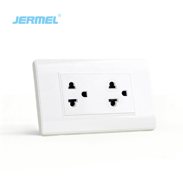 110V-250V 118 Plug and Socket Type 6 Pin US Multifunction Portable Wall Socket with 2 Ports PC Panel Electrical Power Plug