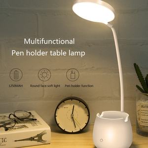 Lampe de bureau portable rechargeable à intensité variable pour la lecture et l'éclairage intérieur, protection oculaire - Product Image 1