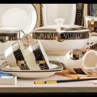 Service de table en céramique de luxe haut de gamme de style européen, 72 pièces, en porcelaine fine plaquée or, bols carrés