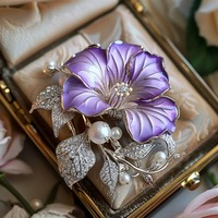 XILIANGFEIZI Nouvelle Broche Fleur Violette en Émail et Perle Naturelle, Design de Luxe Tendance, Bijou Populaire, Cadeau Saint-Valentin