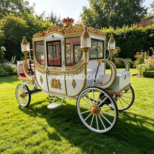 Carruaje de Caballos Blanco Real de Lujo para 6 Personas, Eléctrico, con Neumáticos de Caucho Sólido para Bodas - Product Image 3