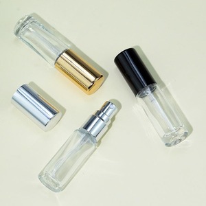 Vente en gros de flacons cosmétiques en verre vides, <span class=keywords><strong>pas</strong></span> chers, de 5 ml et 10 ml, rechargeables, mini, ronds, à base épaisse, avec vaporisateur et bouchons - Product Image 3