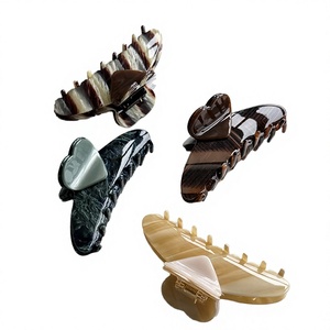 <span class=keywords><strong>Liwu</strong></span> Damen Große 11cm Acetat Umweltfreundliche Handgefertigte Haarklammer Personalisiert Hochwertig Mondform mit Herzdesign - Product Image 4