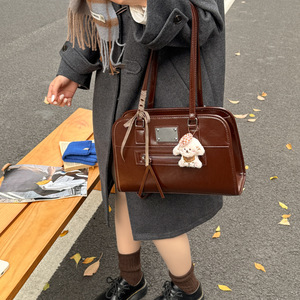 Sac Boston en cuir ciré vintage pour femmes, petit sac bandoulière de luxe, sac à main polyvalent, sac à bandoulière - Product Image 6