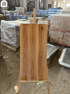 Pavimento in Vinile LVT di Grado Commerciale, Impermeabile, Resistente all'Usura, Antiscivolo, Effetto <span class=keywords><strong>Legno</strong></span> per <span class=keywords><strong>Interni</strong></span> - Product Image 2