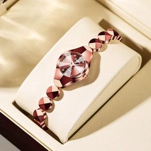 นาฬิกาข้อมือแฟชั่นผู้หญิง BINBOND 220 รุ่นใหม่ ยี่ห้อดัง ตัวเรือนโลหะผสมสีโรสโกลด์ ระบบควอตซ์ กันน้ำ 3ATM สีทังสเตนสตีล ปี 2026 - Product Image 3