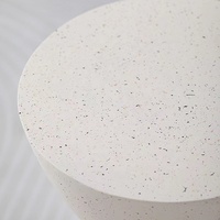 Table d'appoint tendance et écologique en imitation terrazzo, table d'appoint haut de gamme pour la décoration de la maison