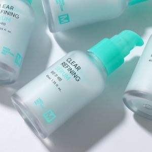 Suero Refinador No M Medi Section Clear 40ml, Minimiza Poros, Ilumina, Suaviza, Refresca, Unifica el Tono de Piel - Product Image 2