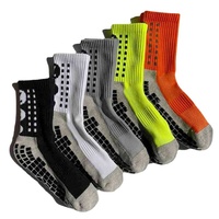 Chaussettes athlétiques antidérapantes à faible quantité minimale de commande pour l'entraînement de football antidérapant de yoga à l'hôpital