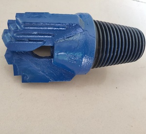 Máy cắt <span class=keywords><strong>PDC</strong></span> hợp kim 9-10 inch <span class=keywords><strong>3</strong></span> cánh mũi khoan cacbua mới được rèn để khoan giếng nước đất sét khoan đá mềm để kéo bước - Product Image 4