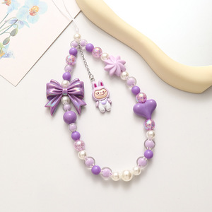 Poopmart dessin animé mignon Labubu télé<span class=keywords><strong>phone</strong></span> portable cintre perlé acrylique chaîne de télé<span class=keywords><strong>phone</strong></span> portable pendentif décoratif groupe minoritaire