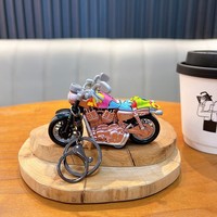 Porte-clés miniatures de véhicules : voitures de tir, véhicules tout-terrain, camions de pompiers, vélos, motos, modèles réduits, pendentifs, pour cadeau