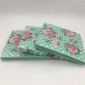 Bán Buôn 1/4 Gấp Trinh Trắng Cocktail Giấy Khăn Ăn Chất Lượng Cao 2 Ply In Mô Màu Trong Túi Phong Cách - Product Image 1