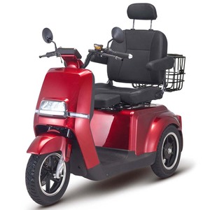 Triciclo Eléctrico de Carga Cerrado para Pasajeros, 3 Ruedas, Fabricado en China, Calidad Original de Fábrica, Semi Cabina Motorizada - Product Image 3