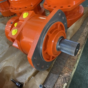Motor Hidráulico de Pistones para 262 248B 246B 268B 236B 236 248 262B 246 252B 252 No.2208162 2807856 - Product Image 5