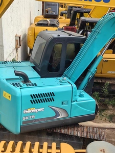 Escavatore usato <span class=keywords><strong>Kobelco</strong></span> SK75-<span class=keywords><strong>8</strong></span> 7 tonnellate <span class=keywords><strong>Kobelco</strong></span> SK75-<span class=keywords><strong>8</strong></span> usato escavatori geat performance per la vendita - Product Image 2