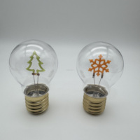 Ampoule LED d'extérieur/d'intérieur à coque en plastique colorée à gradation IP65 étanche à la base E27 pour hôtel, vente en gros bon marché