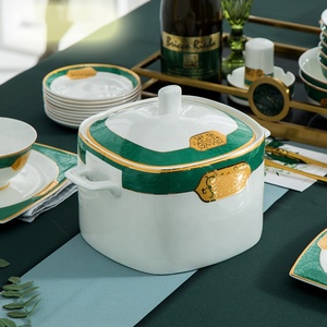 Nouveau produit 60 pièces de luxe vert et or chinois décor à la maison ensembles de salle à manger ensembles de vaisselle en porcelaine - Product Image 4