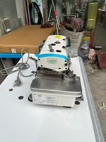 Machine à coudre surjeteuse Jack E4 Auto Trimmer d'occasion, quatre fils