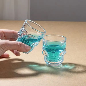Vasos de <span class=keywords><strong>Tequila</strong></span>, Vodka y Whisky con Forma de <span class=keywords><strong>Calavera</strong></span>, Mini Vasos de Chupito de 50 ml, Baratos al por Mayor - Product Image 4