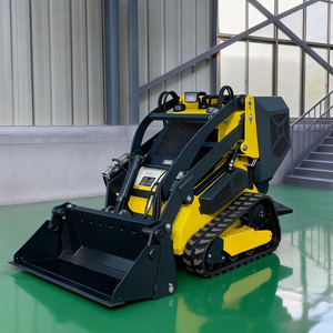 380 Mini <span class=keywords><strong>Skid</strong></span> Steer <span class=keywords><strong>Loader</strong></span> Buatan China Performa Stabil OEM Diterima untuk Operasi Pertanian Tahan Lama dan Efisien - Product Image 1