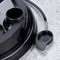 Vente en gros de couvercles en plastique jetables multicolores anti-fuite pour gobelets à thé au lait, boissons glacées et café
